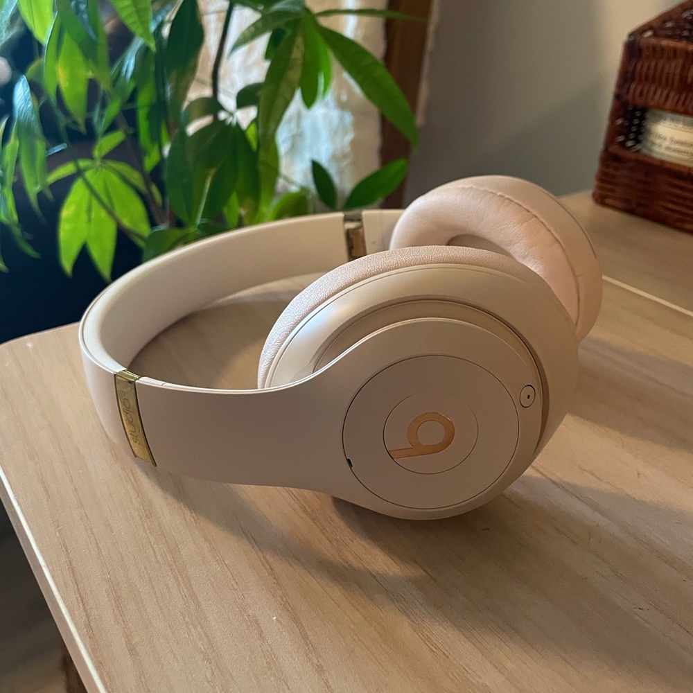 Headphone Beats 3 Wireless Bluetooth Studio Headset Noise-Cancellation - Pink